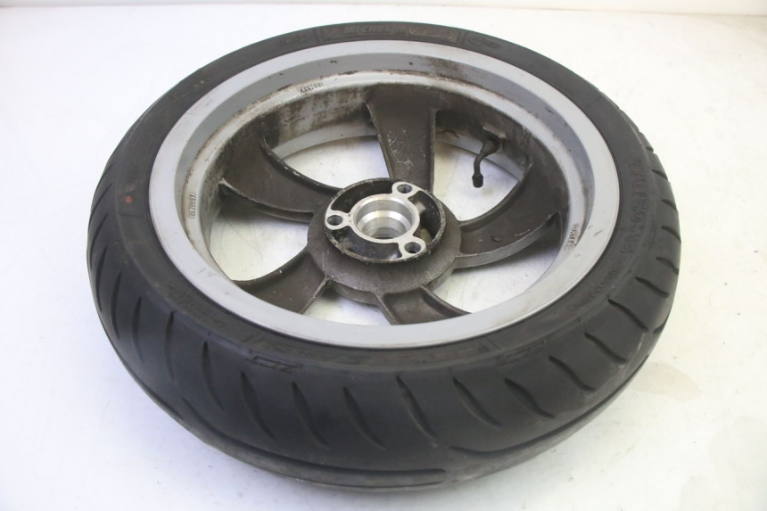 photo de REAR RIM AND TIRE PEUGEOT CITYSTAR 50 (2013 - 2017) - Technical close-up