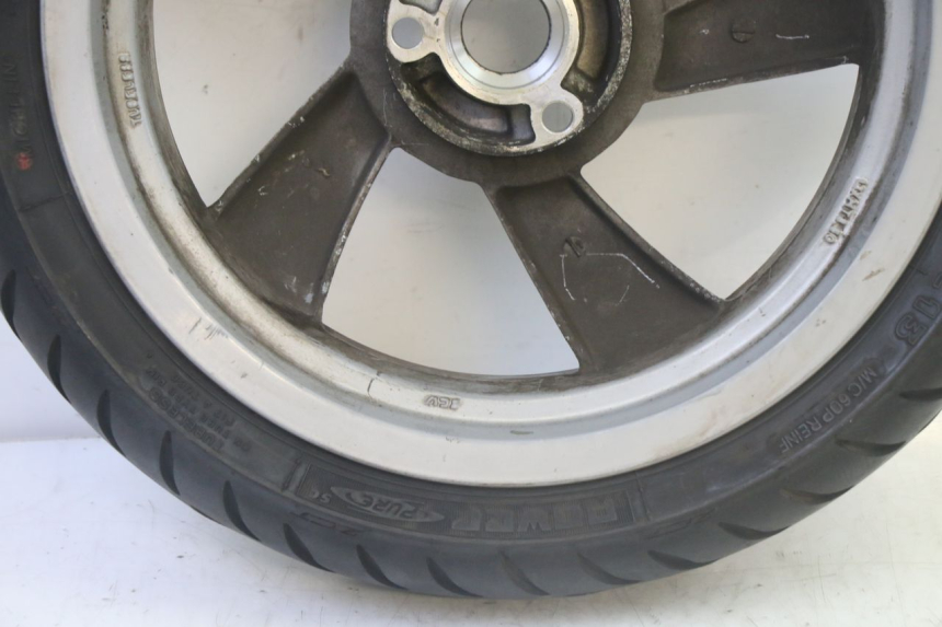 photo de REAR RIM AND TIRE PEUGEOT CITYSTAR 50 (2013 - 2017) - Surface and material condition