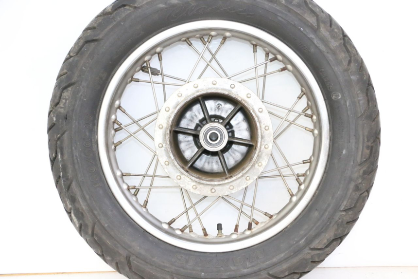 photo de REAR RIM AND TIRE APRILIA CLASSIC 125 (1995 - 2001) - Detailed visual inspection