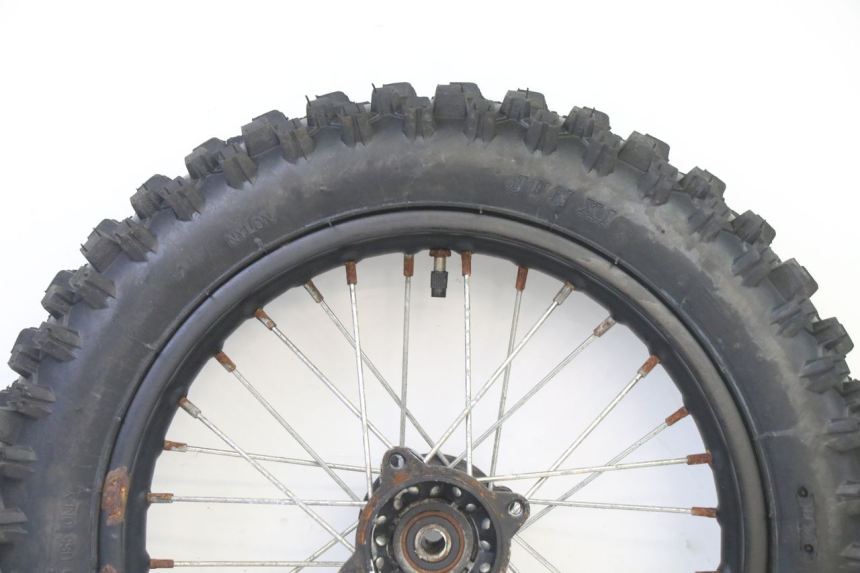 photo de REAR RIM AND TIRE ORION DIRT BIKE 125 - Zoom on usage condition