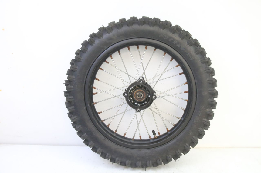 photo de REAR RIM AND TIRE ORION DIRT BIKE 125 - Surface and material condition