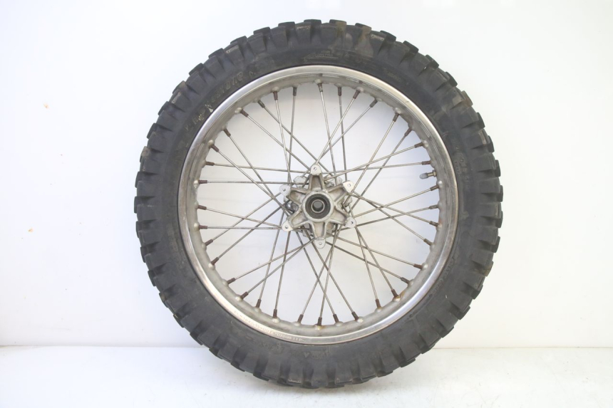 photo de REAR RIM AND TIRE APRILIA ETX 125 (1998 - 2002) - Main view