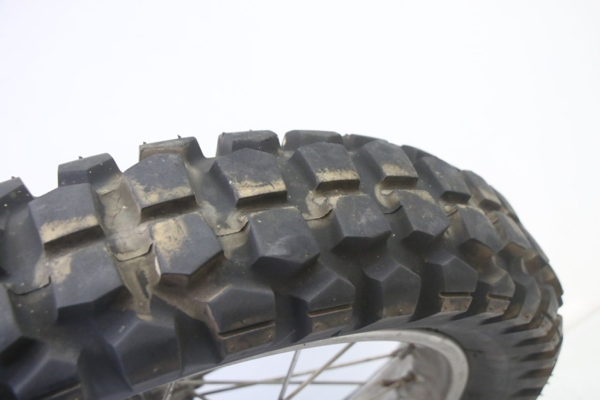 photo de REAR RIM AND TIRE APRILIA ETX 125 (1998 - 2002) - Component zoom