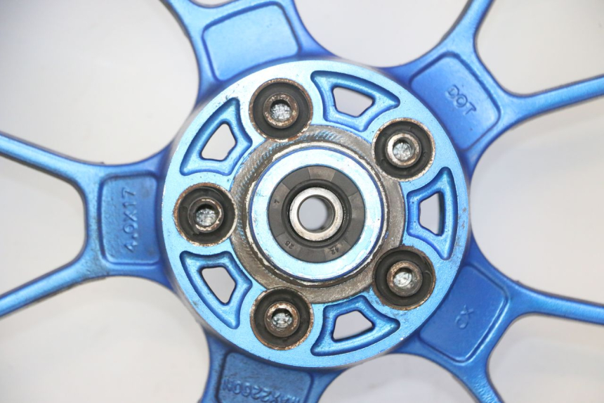 photo de REAR RIM AND TIRE STAHO FH 50 (2018 - 2019) - Alternative angle