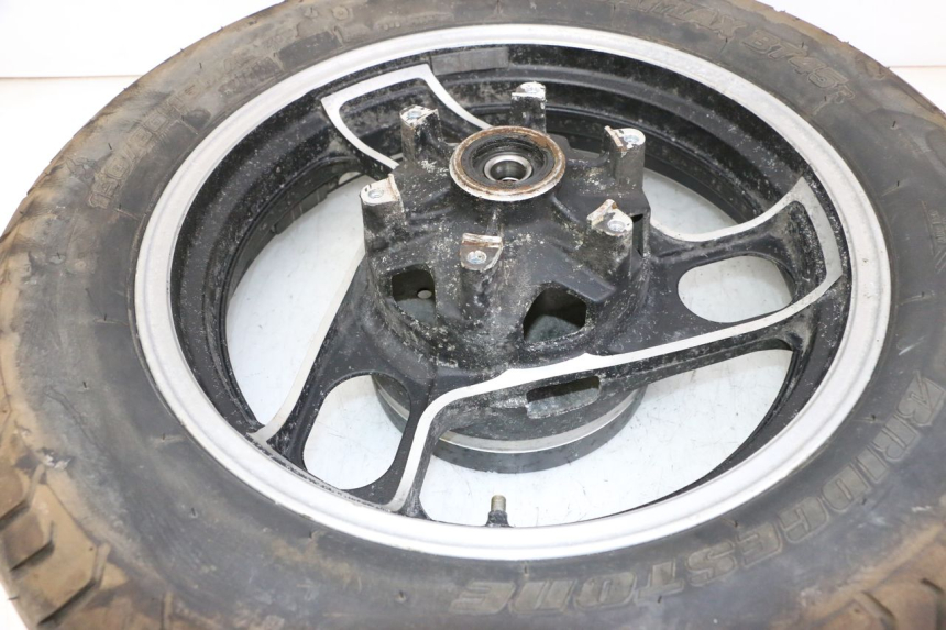 photo de REAR RIM AND TIRE YAMAHA FJ 36Y 1100 (1984 - 1985) - Alternative perspective