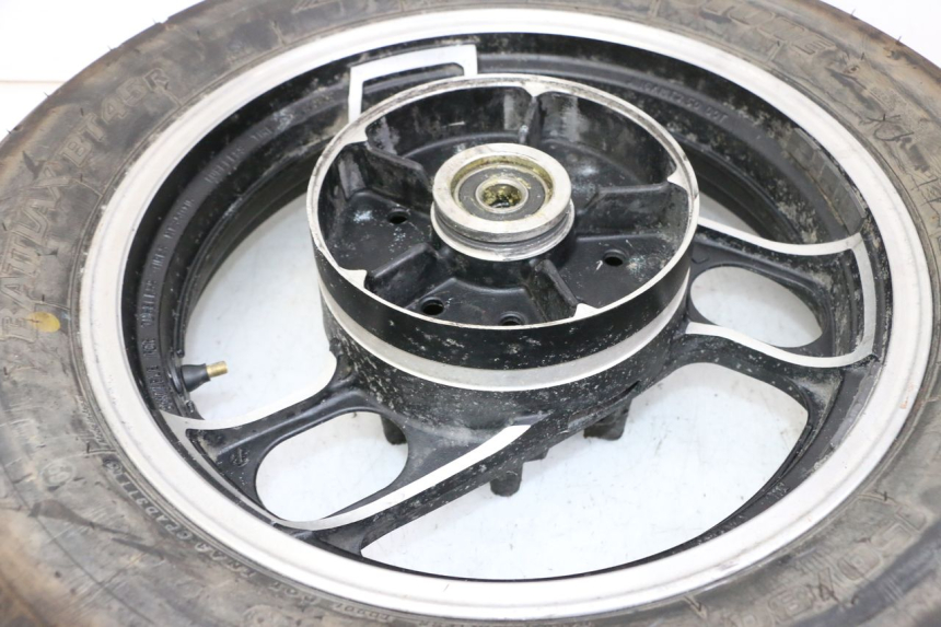 photo de REAR RIM AND TIRE YAMAHA FJ 36Y 1100 (1984 - 1985) - Fixing points details