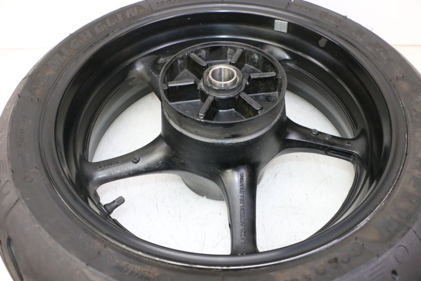 photo de REAR RIM AND TIRE YAMAHA FZ6 FAZER S2 600 (2007 - 2011) - Distinctive features