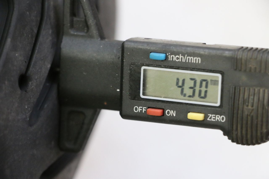 photo de REAR RIM AND TIRE YAMAHA FZ6 FAZER S2 600 (2007 - 2011) - Zoom on usage condition