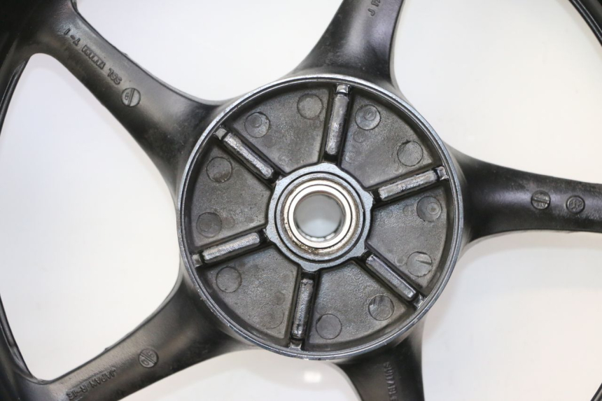 photo de REAR RIM AND TIRE YAMAHA FZ6 FAZER S2 600 (2007 - 2011) - Component detail