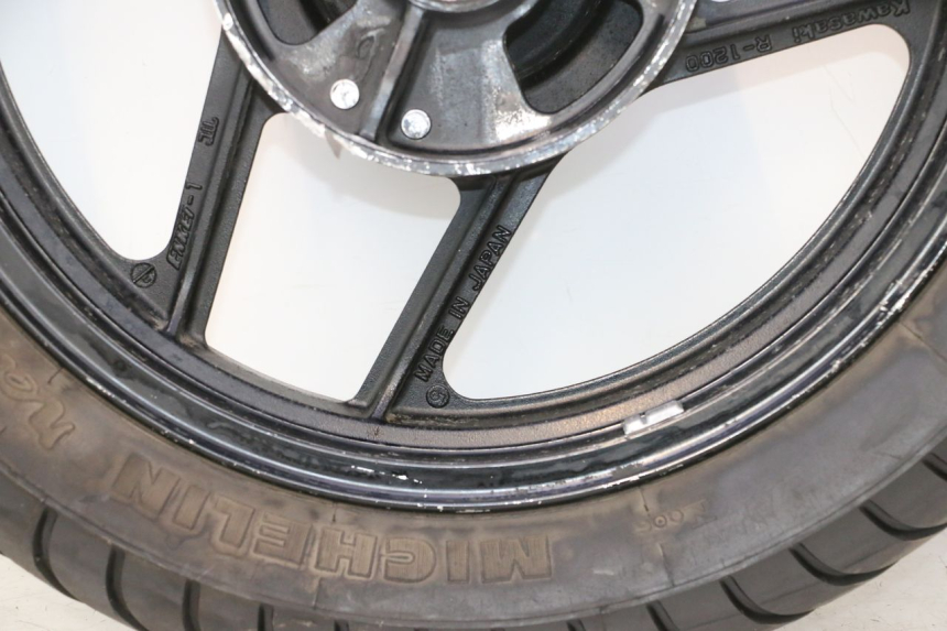 photo de REAR RIM AND TIRE KAWASAKI GPX F ZX750F 750 (1986 - 1990) - Markings and original references