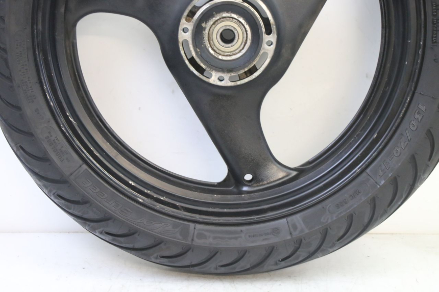 photo de REAR RIM AND TIRE SUZUKI GS GSE 500 (2001 - 2003) - Alternative perspective