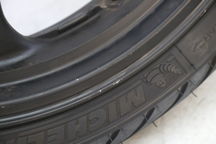 photo de REAR RIM AND TIRE SUZUKI GS GSE 500 (2001 - 2003) - Surface and material condition