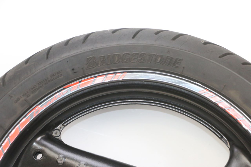 photo de REAR RIM AND TIRE SUZUKI GSF N BANDIT 600 (1996 - 1999) - Spare part profile view