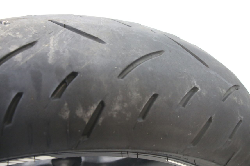 photo de REAR RIM AND TIRE SUZUKI GSF S BANDIT 600 (2000 - 2004) - Supplementary product photo