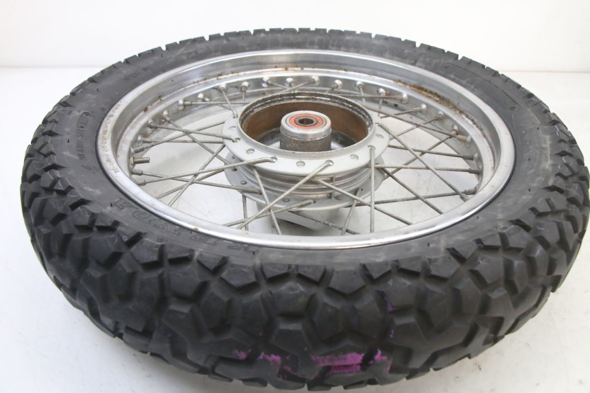 photo de REAR RIM AND TIRE KYMCO STRYKER OFF ROAD 125 (1999 - 2005) - Fixing points details