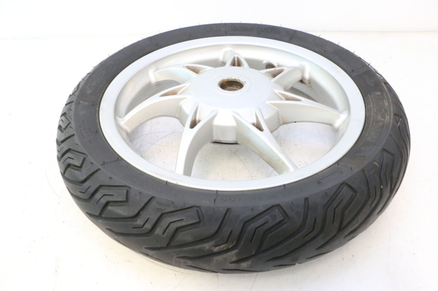 photo de REAR RIM AND TIRE PIAGGIO LIBERTY IGET S 125 (2016 - 2020) - Component zoom