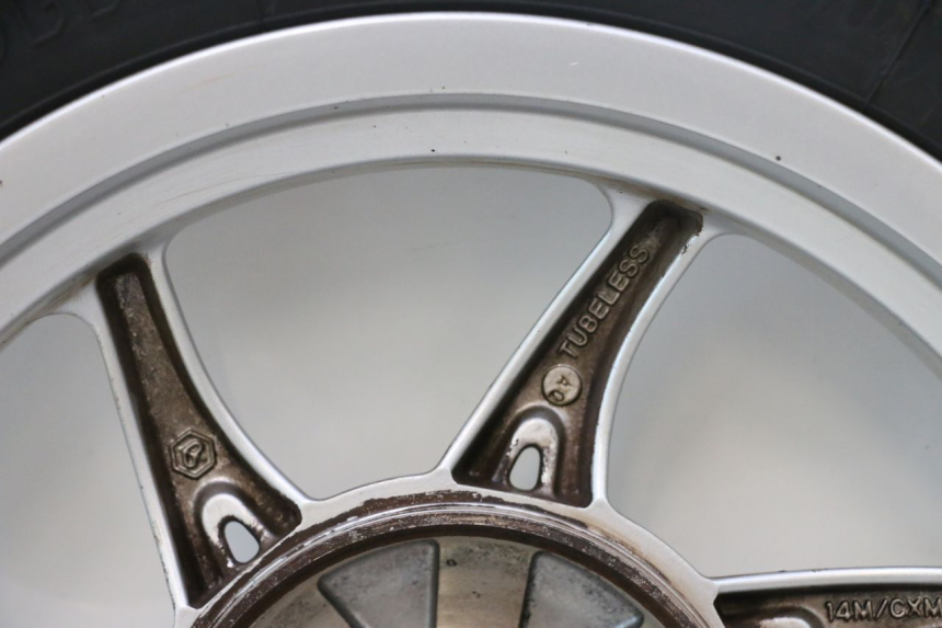 photo de REAR RIM AND TIRE PIAGGIO LIBERTY IGET S 125 (2016 - 2020) - Alternative angle