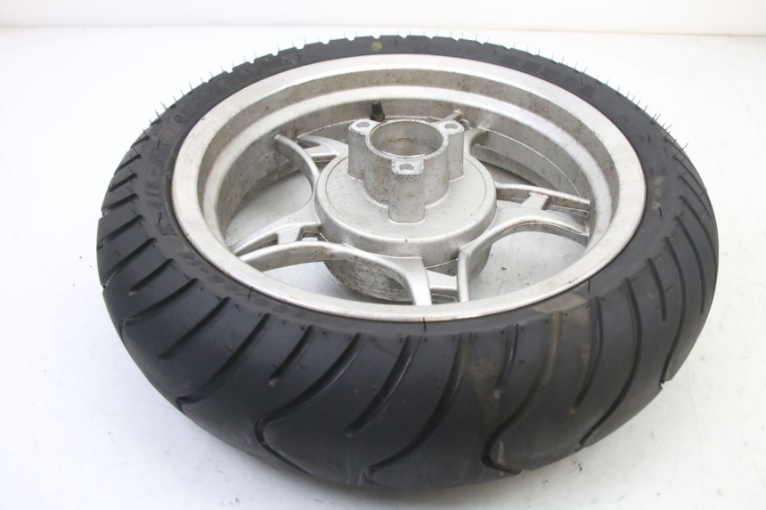 photo de REAR RIM AND TIRE LONGJIA SHARPY 125 (2020 - 2024) - Component detail