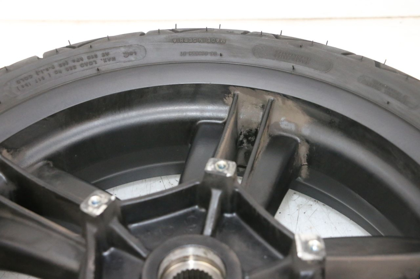 photo de REAR RIM AND TIRE PIAGGIO MP3 HPE 300 (2019 - 2026) - Product overview