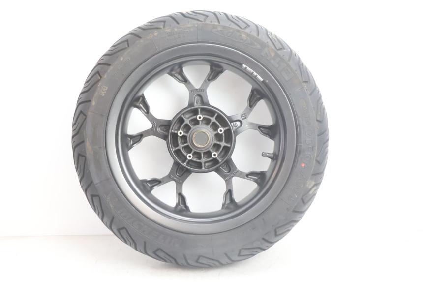 photo de REAR RIM AND TIRE PIAGGIO MP3 HPE 530 (2022 - 2026) - Checked used part