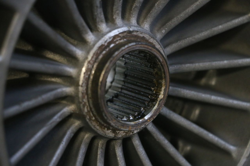 photo de REAR RIM AND TIRE PIAGGIO MP3 125 (2006 - 2014) - Component detail