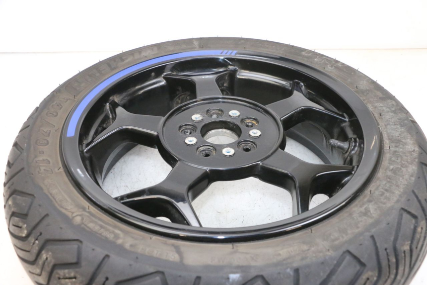photo de REAR RIM AND TIRE PIAGGIO MP3 500 (2016 - 2018) - Product overview