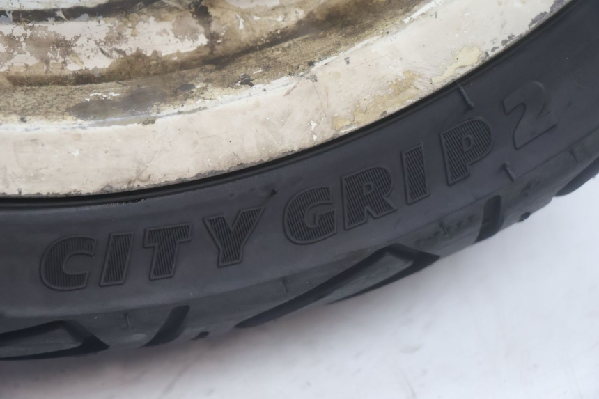 photo de REAR RIM AND TIRE MBK NITRO 50 (2004 - 2008) - Detailed visual inspection