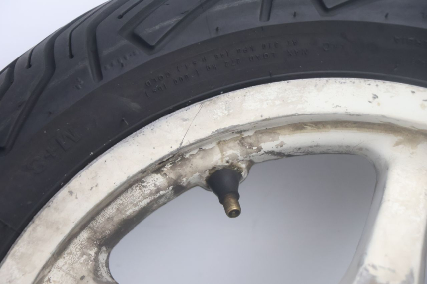 photo de REAR RIM AND TIRE MBK NITRO 50 (2004 - 2008) - Technical close-up