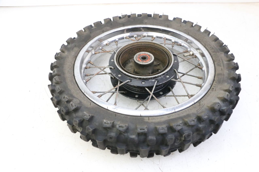 photo de REAR RIM AND TIRE YAMAHA PW 80 (1983 - 2014) - Surface and material condition