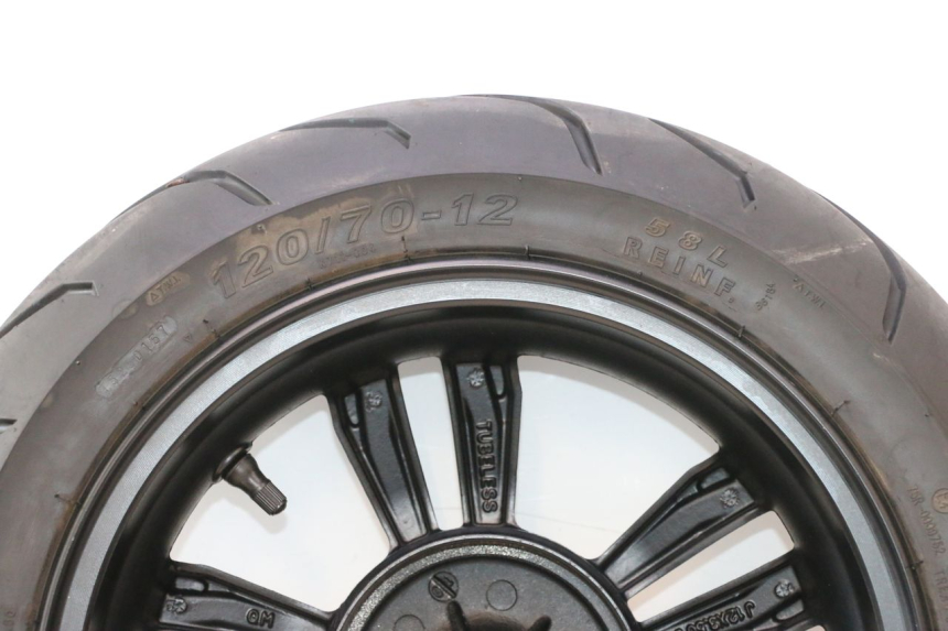 photo de REAR RIM AND TIRE JM MOTORS R-MAX TECH 50 (2024 - 2026) - Additional view of the item