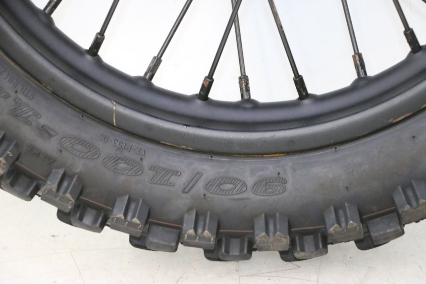 photo de REAR RIM AND TIRE APOLLO RFZ 125 - Alternative angle