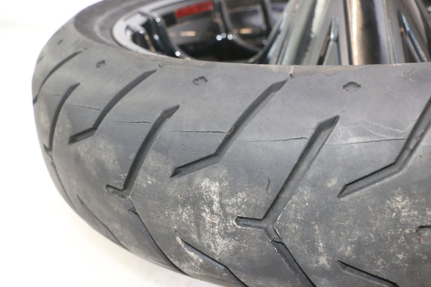 photo de REAR RIM AND TIRE HARLEY DAVIDSON ROAD GLIDE FLTRXSE 1920 (2018 - 2022) - Alternative perspective
