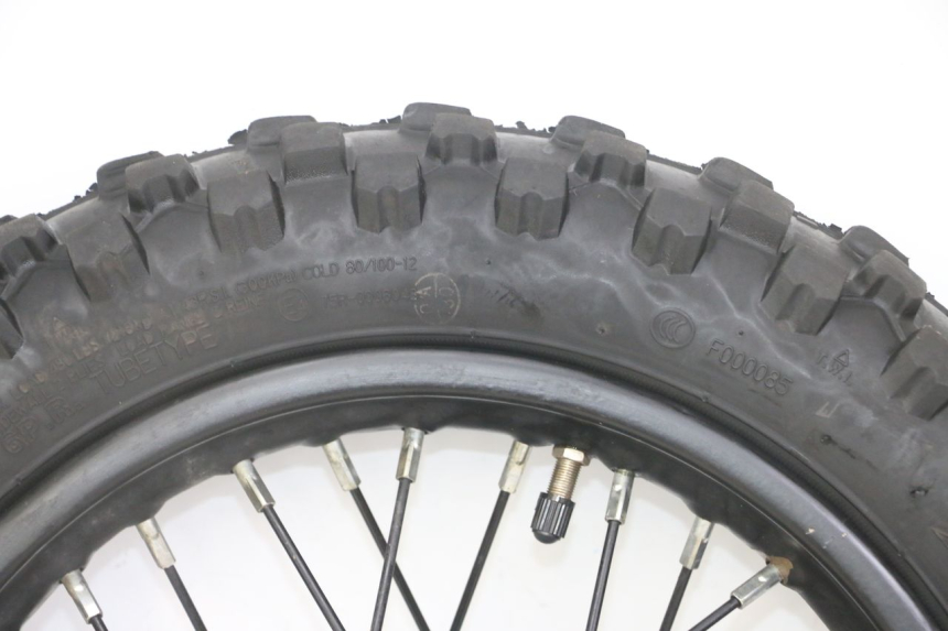 photo de REAR RIM AND TIRE APOLLO RXF 125 - Additional view of the item