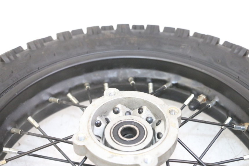 photo de REAR RIM AND TIRE APOLLO RXF 125 - Product overview