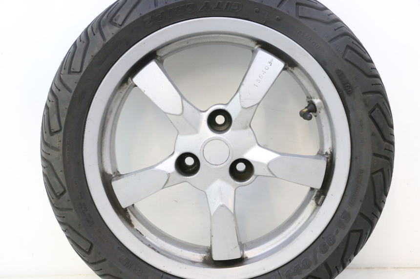 photo de REAR RIM AND TIRE PEUGEOT SATELIS 125 (2013 - 2018) - Supplementary product photo