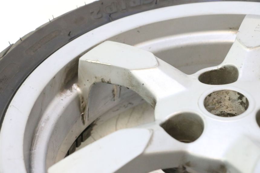 photo de REAR RIM AND TIRE PEUGEOT SATELIS 125 (2013 - 2018) - Surface and material condition