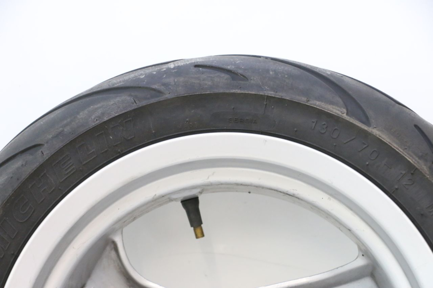 photo de REAR RIM AND TIRE PEUGEOT SPEEDFIGHT LC 50 (1996 - 2002) - Markings and original references