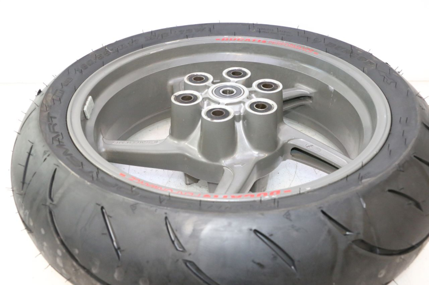 photo de REAR RIM AND TIRE DUCATI SS IE DS CARENEE 1000 (2002 - 2006) - Technical close-up