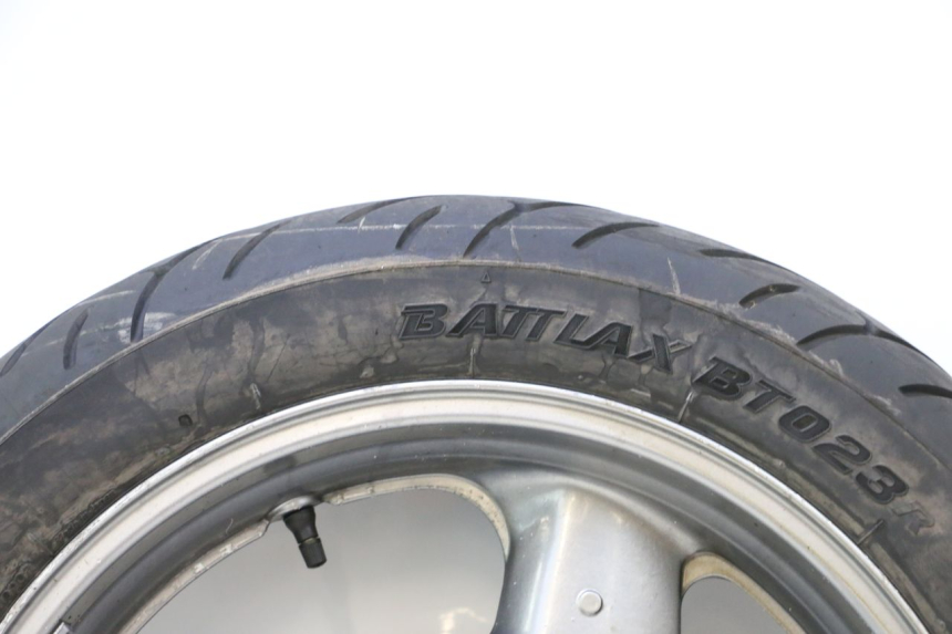 photo de REAR RIM AND TIRE HONDA ST PAN EUROPEAN 1100 (1990 - 2002) - Focus on structure