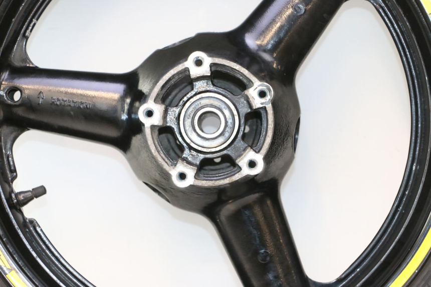 photo de REAR RIM AND TIRE SUZUKI SV S 650 (2003 - 2009) - Component zoom