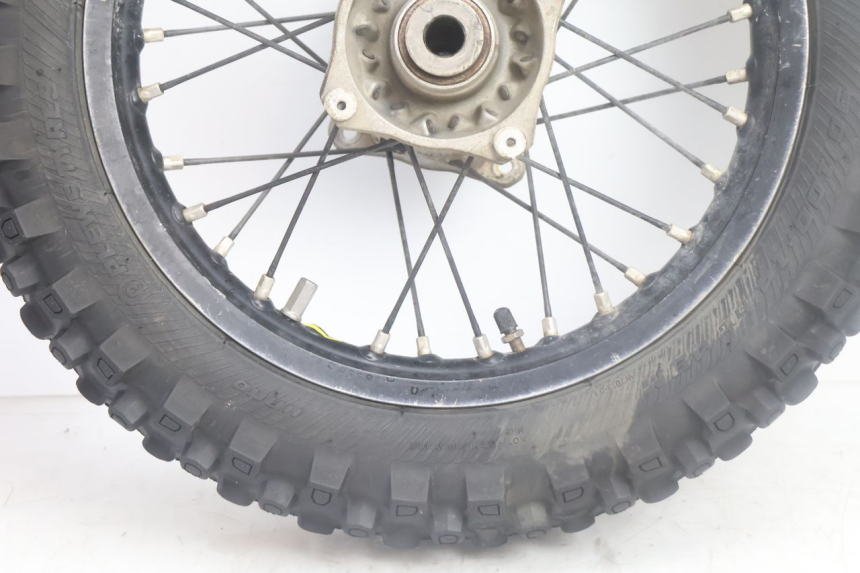 photo de REAR RIM AND TIRE KTM SX 85 (2018 - 2024) - Markings and original references
