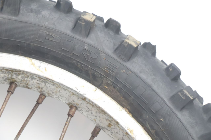 photo de REAR RIM AND TIRE HUSABERG TE 250 (2011 - 2014) - Alternative angle