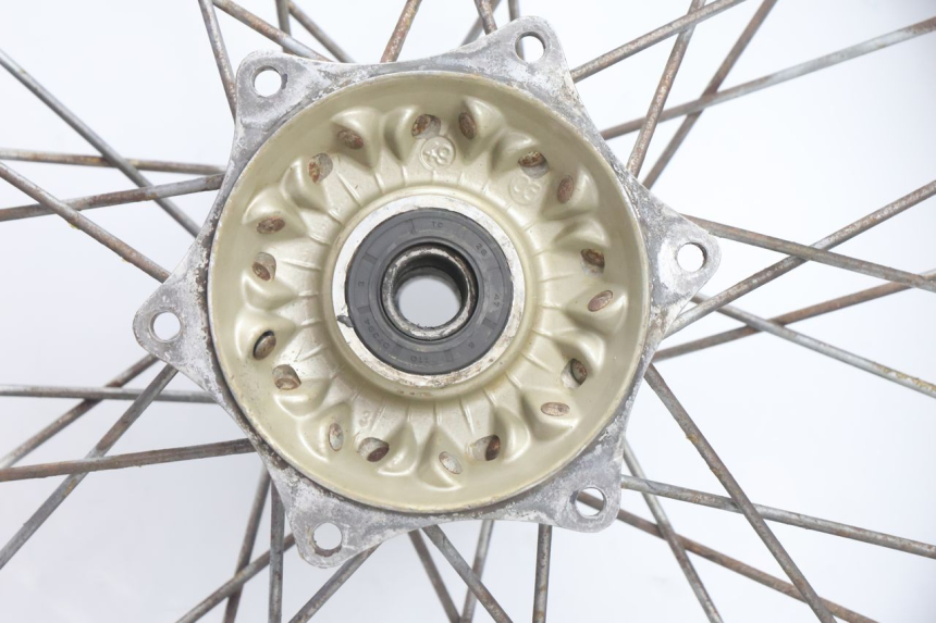 photo de REAR RIM AND TIRE HUSABERG TE 250 (2011 - 2014) - Alternative perspective