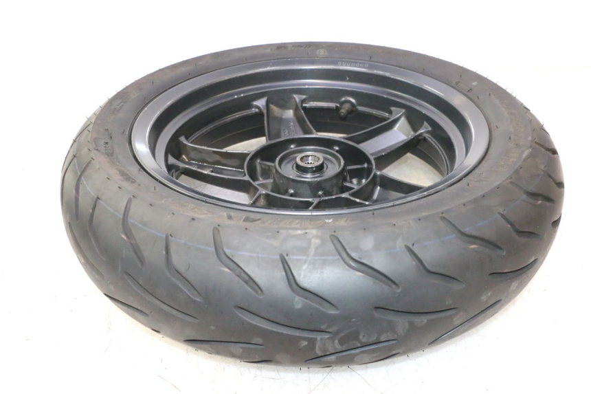 photo de REAR RIM AND TIRE YAMAHA XMAX X-MAX 125 (2006 - 2009) - Technical close-up