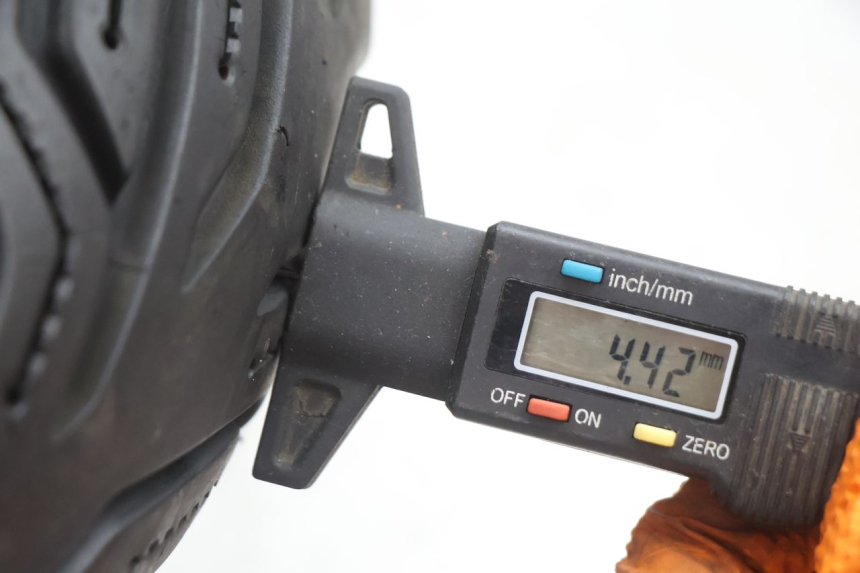 photo de REAR RIM AND TIRE PIAGGIO X8 STREET 125 (2006 - 2007) - Spare part profile view