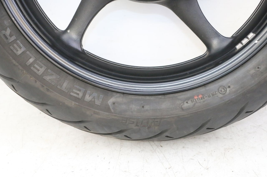 photo de REAR RIM AND TIRE YAMAHA XJ6 ABS 600 (2008 - 2016) - Component zoom