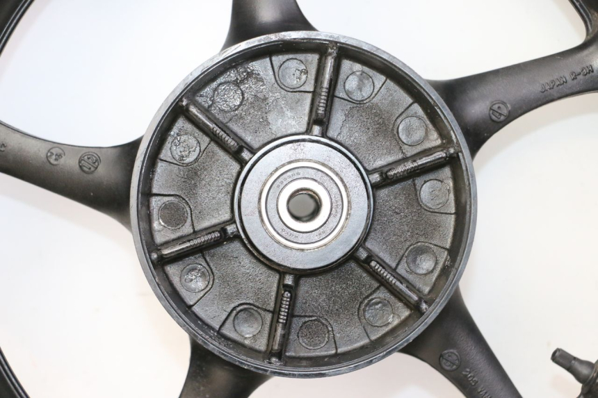 photo de REAR RIM AND TIRE YAMAHA XJ6 ABS 600 (2008 - 2016) - Markings and original references