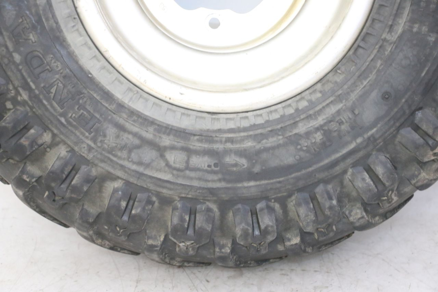 photo de REAR RIM AND TIRE YAMAHA YFM R RAPTOR 250 (2008 - 2014) - High-resolution close-up