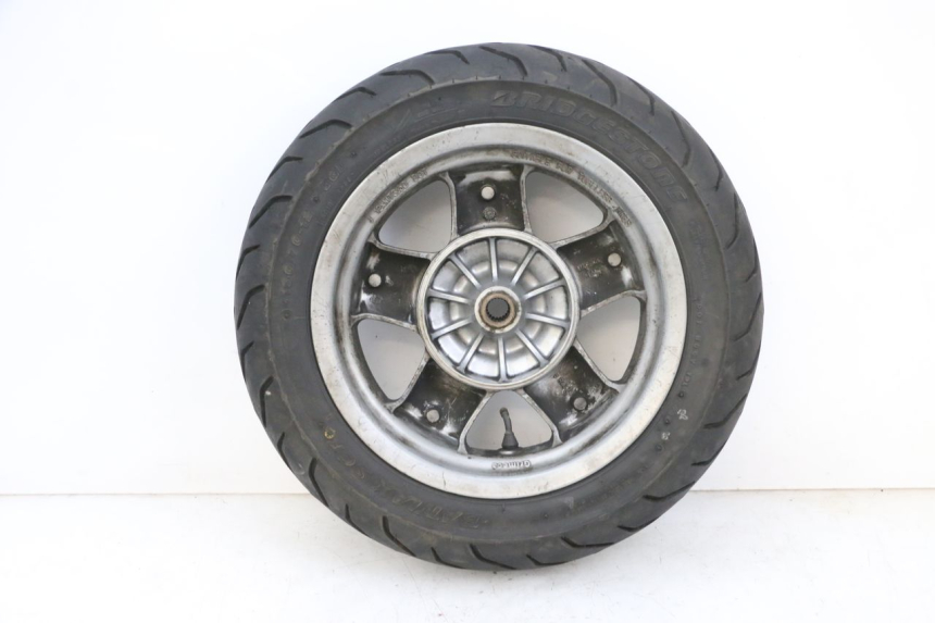 photo de REAR RIM AND TIRE YAMAHA YP MAJESTY 125 (2002 - 2006) - Markings and original references