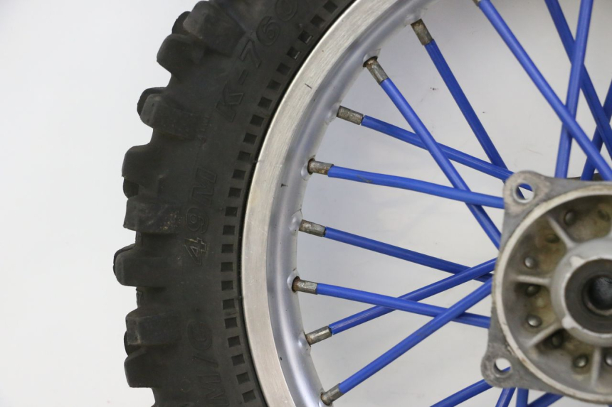 photo de REAR RIM AND TIRE YAMAHA YZ 85 (2002 - 2018) - Component zoom